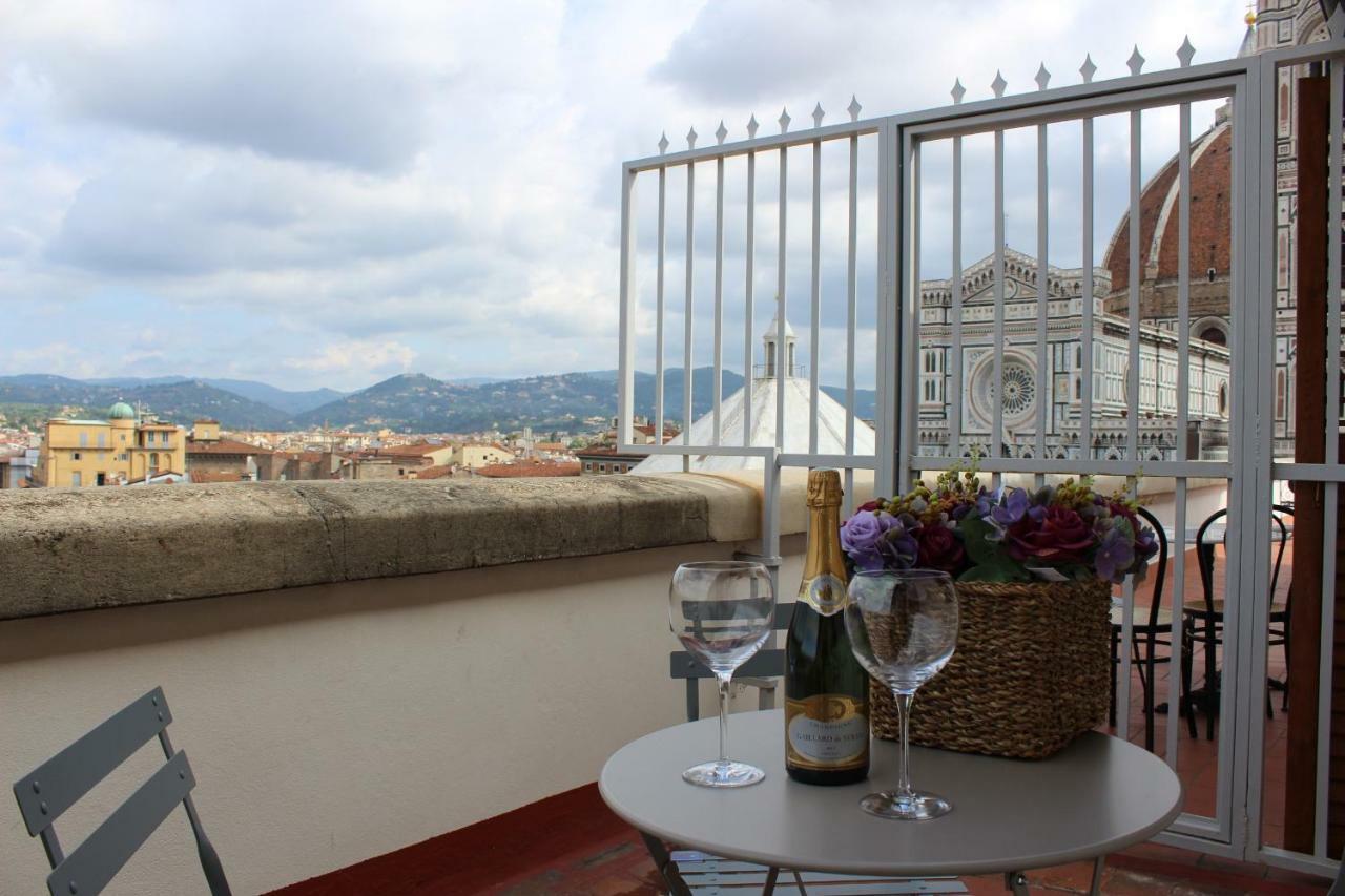 Art Apartment Duomo Luxury View Florença Exterior foto